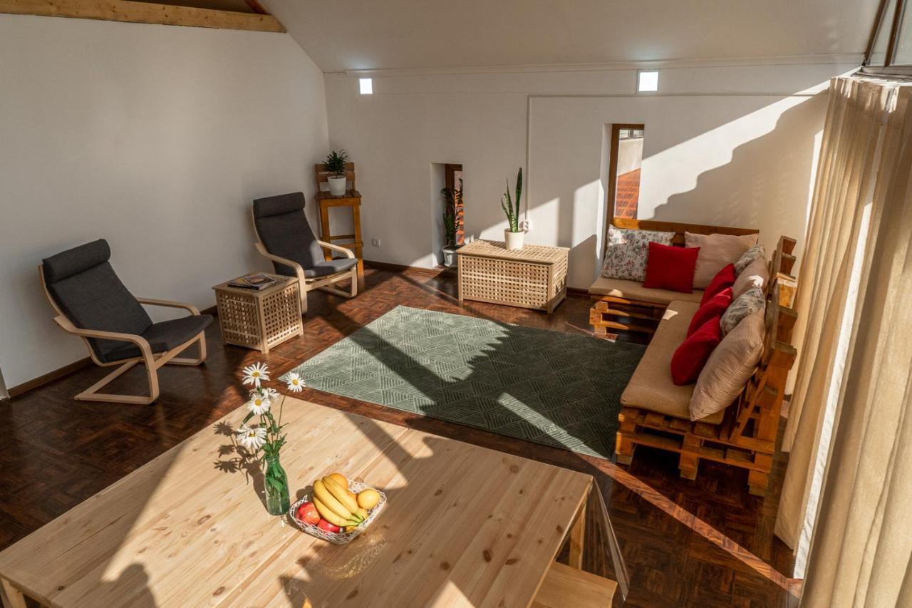 A Pousada Modern Loft Lighthouse Karakol Exterior foto