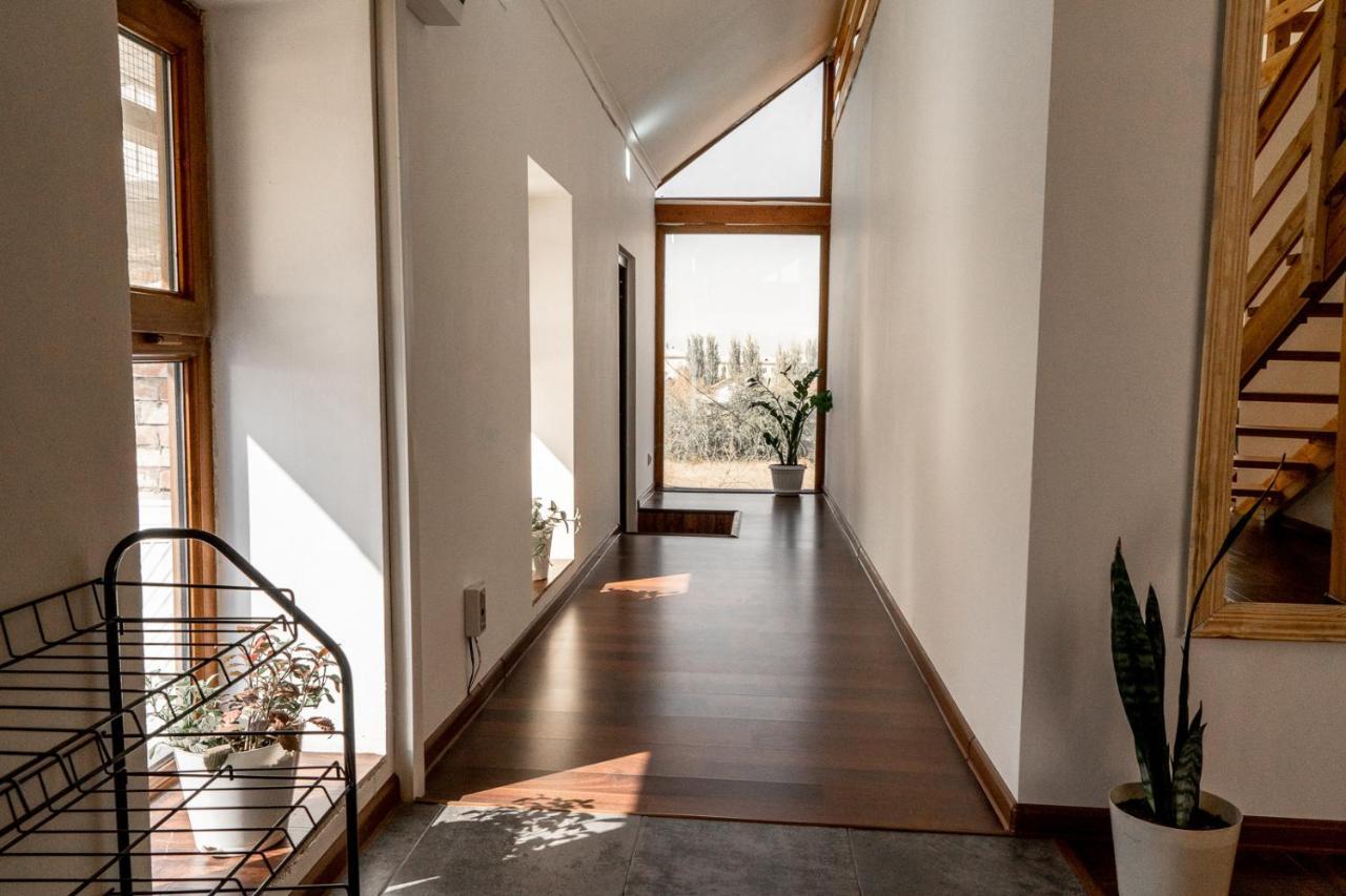 A Pousada Modern Loft Lighthouse Karakol Exterior foto