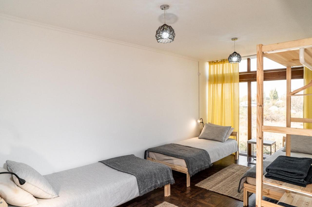 A Pousada Modern Loft Lighthouse Karakol Exterior foto